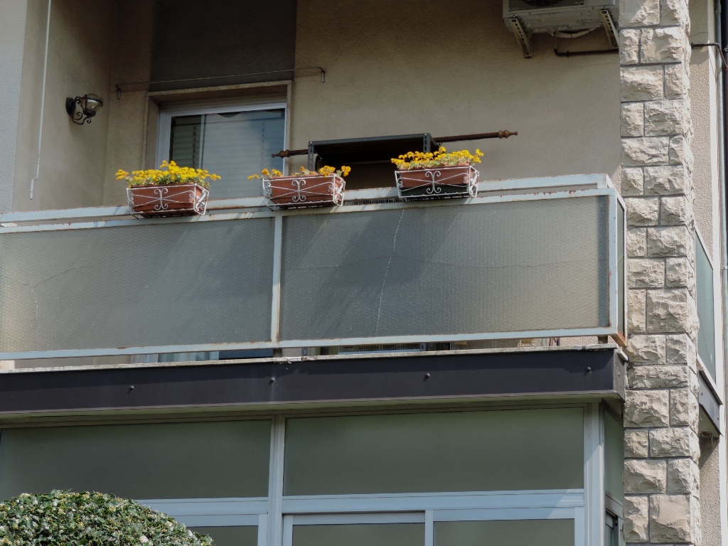 parapetto in vetro retinato