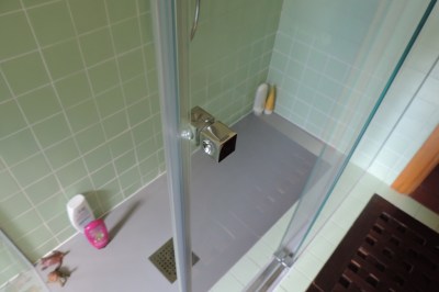 da vasca a box doccia in vetro