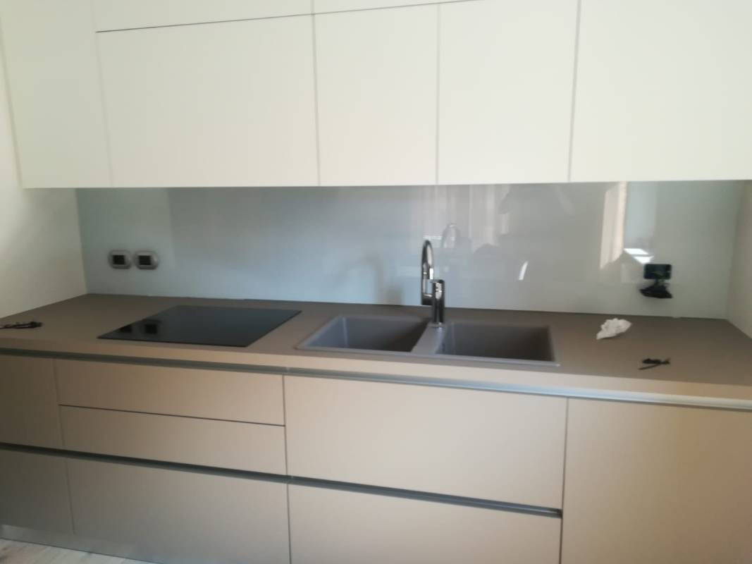 rivestimento parete sottopensile