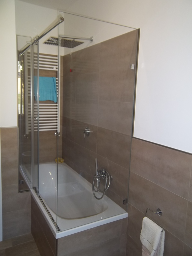 sopravasca in vetro con angolo