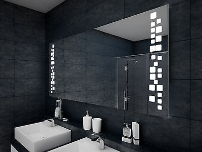decorazione al led per lo specchio del bagno