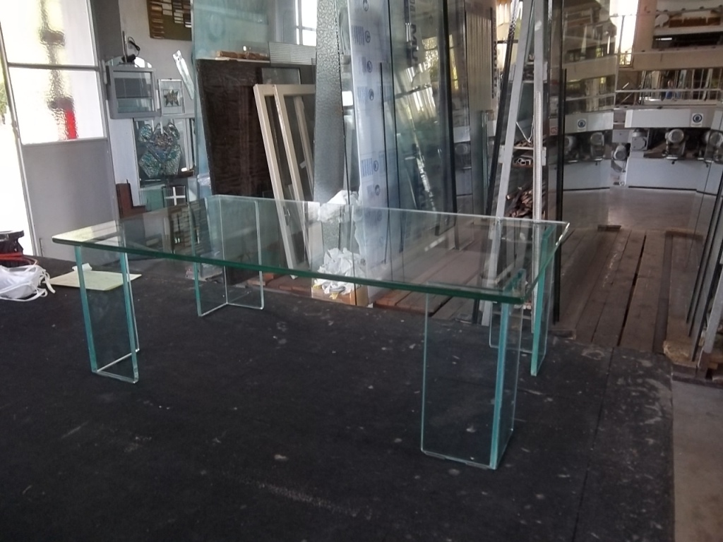costruire un tavolo con il vetro